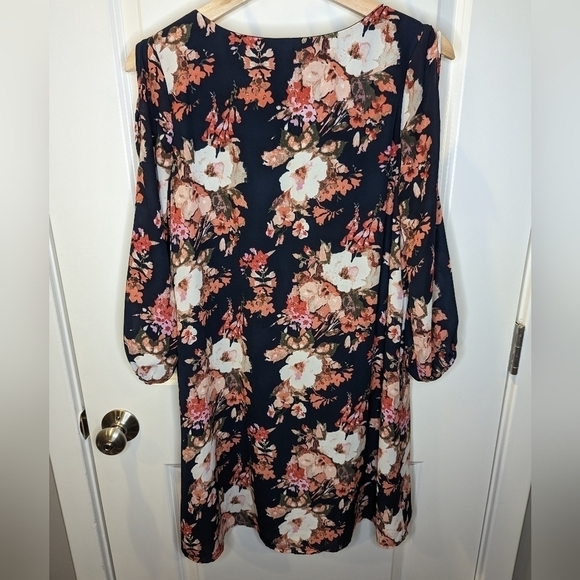 Lulus floral long sleeve Shifting Dears flowy mini dress size small - Picture 7 of 8